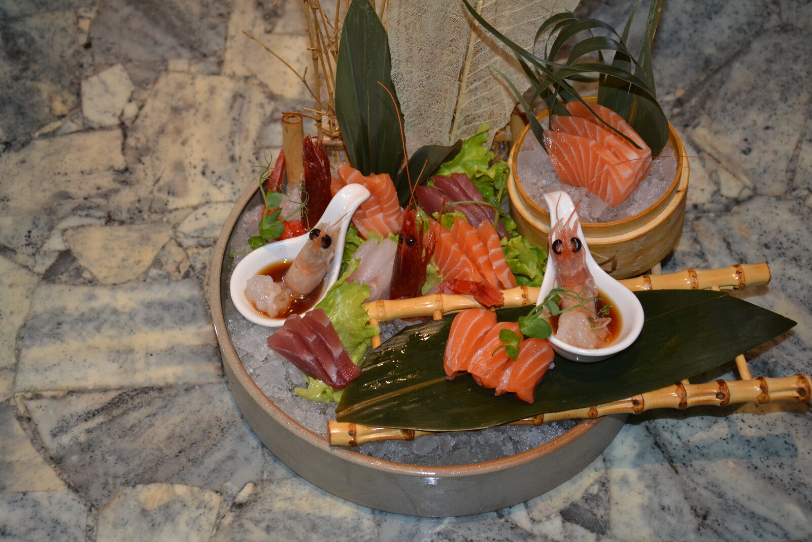 Sashimi e gamberi